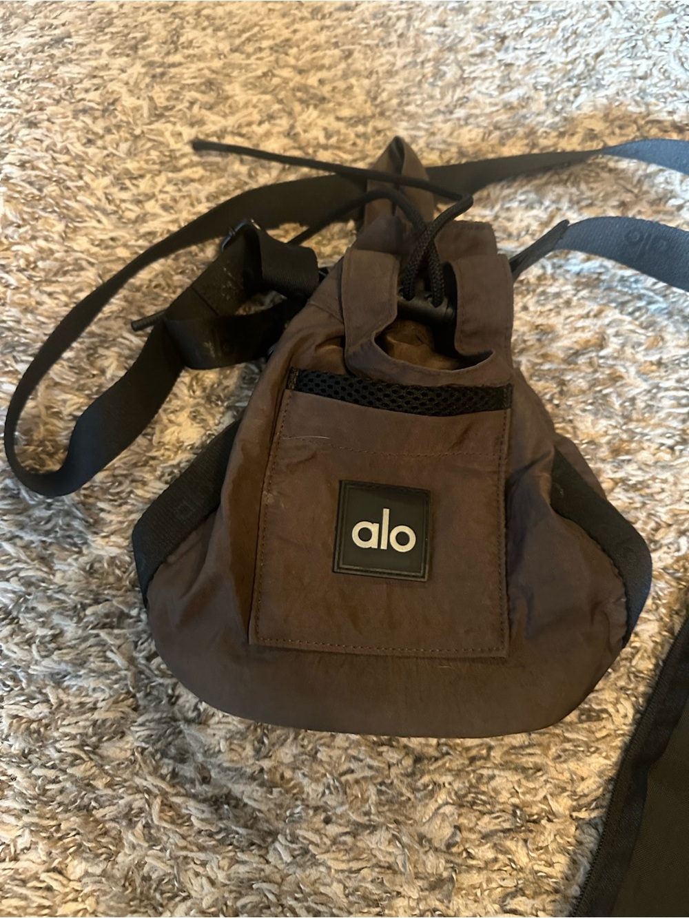 ALO pouch cross bag- brown